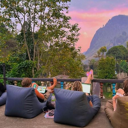 Rock View Hostel Элла Экстерьер фото