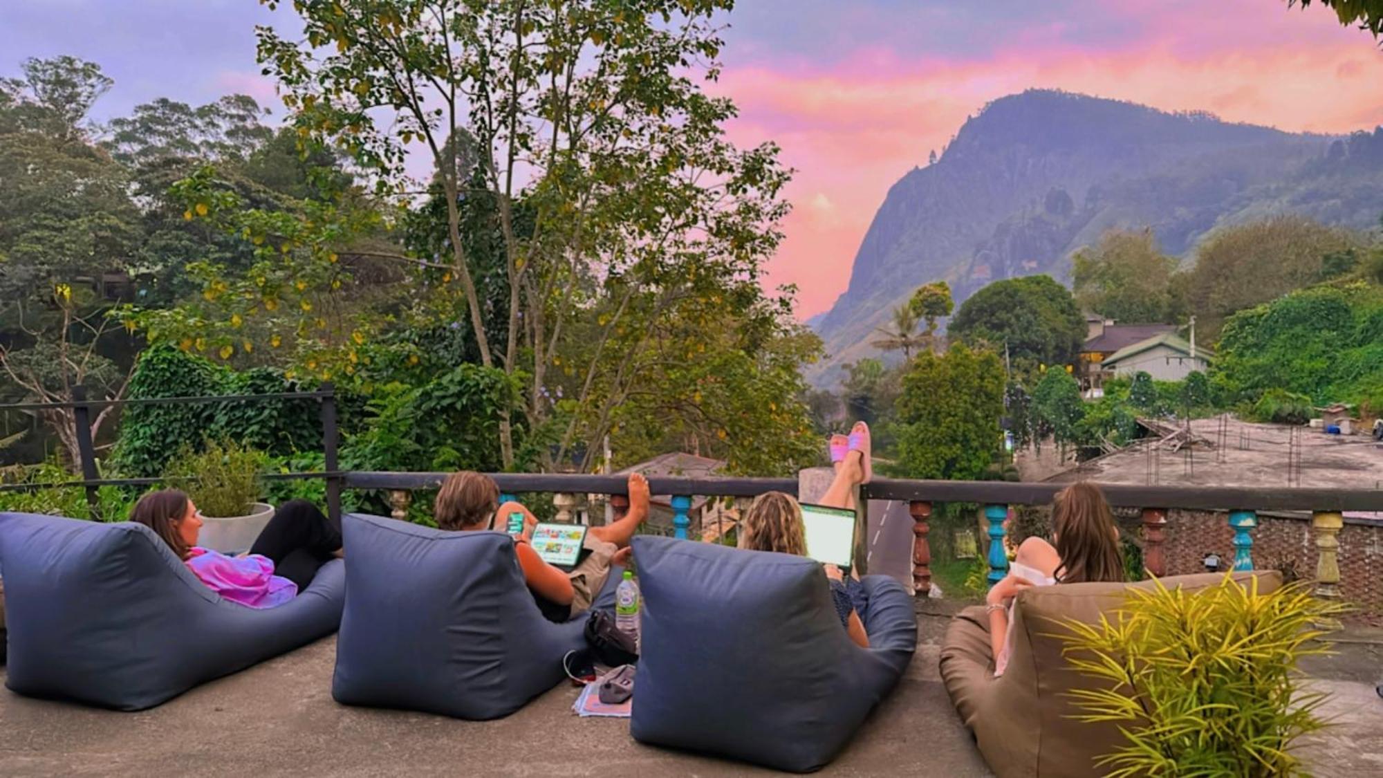 Rock View Hostel Элла Экстерьер фото